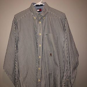 Tommy Hilfiger button up sports shirt men’s small